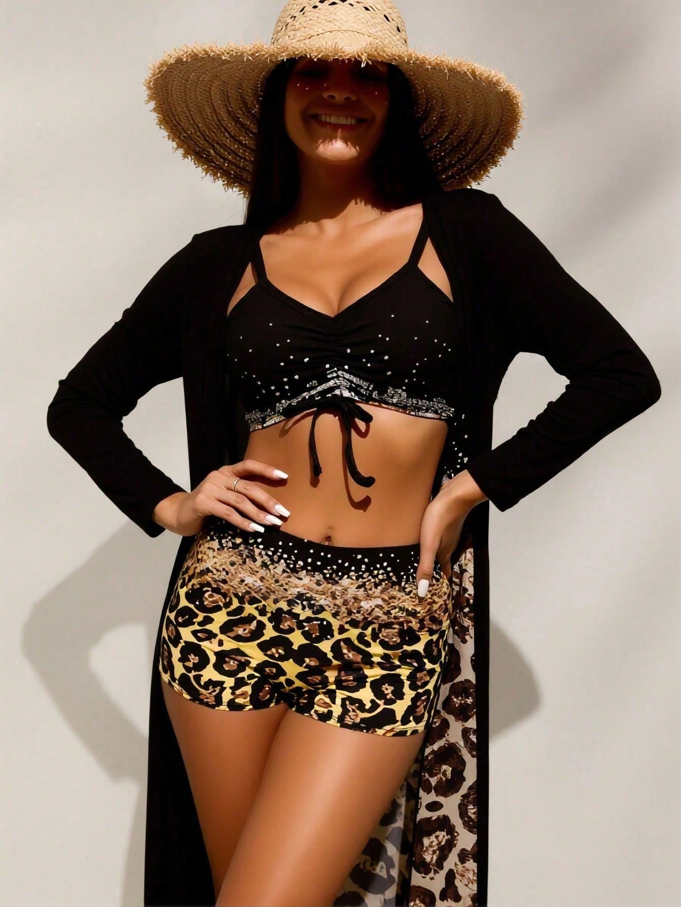 Tops - Top de bikini negro con pedrería